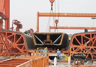 單室箱梁內(nèi)、外模